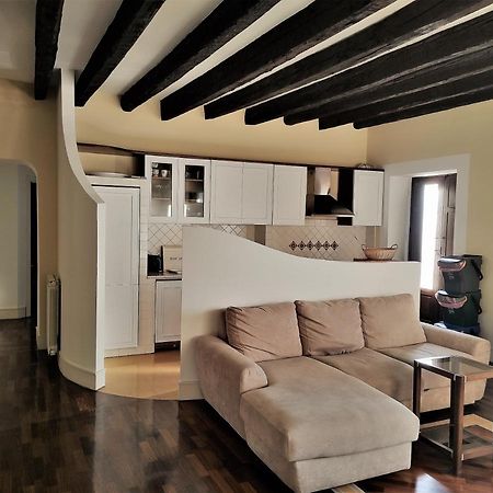 Flora'S House - Ortigia Holidays Сиракуза Екстериор снимка