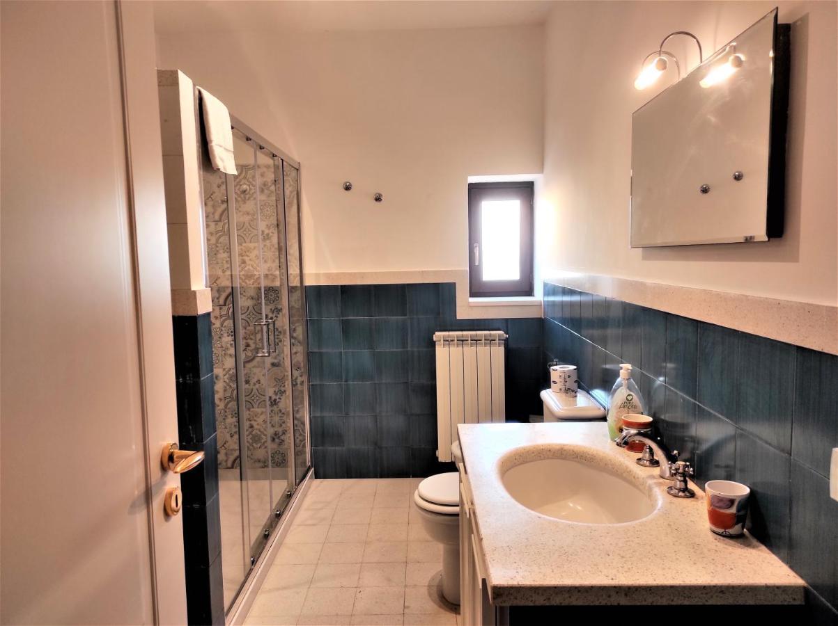 Flora'S House - Ortigia Holidays Сиракуза Екстериор снимка